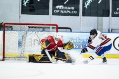 Crimson-VS-Big-Red_41